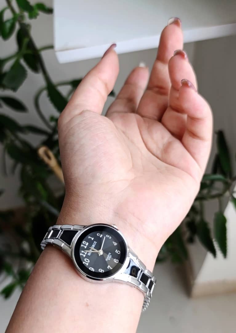 ساعت زنانه هانگری Hongrui سرامیکی مشکی نقره ای